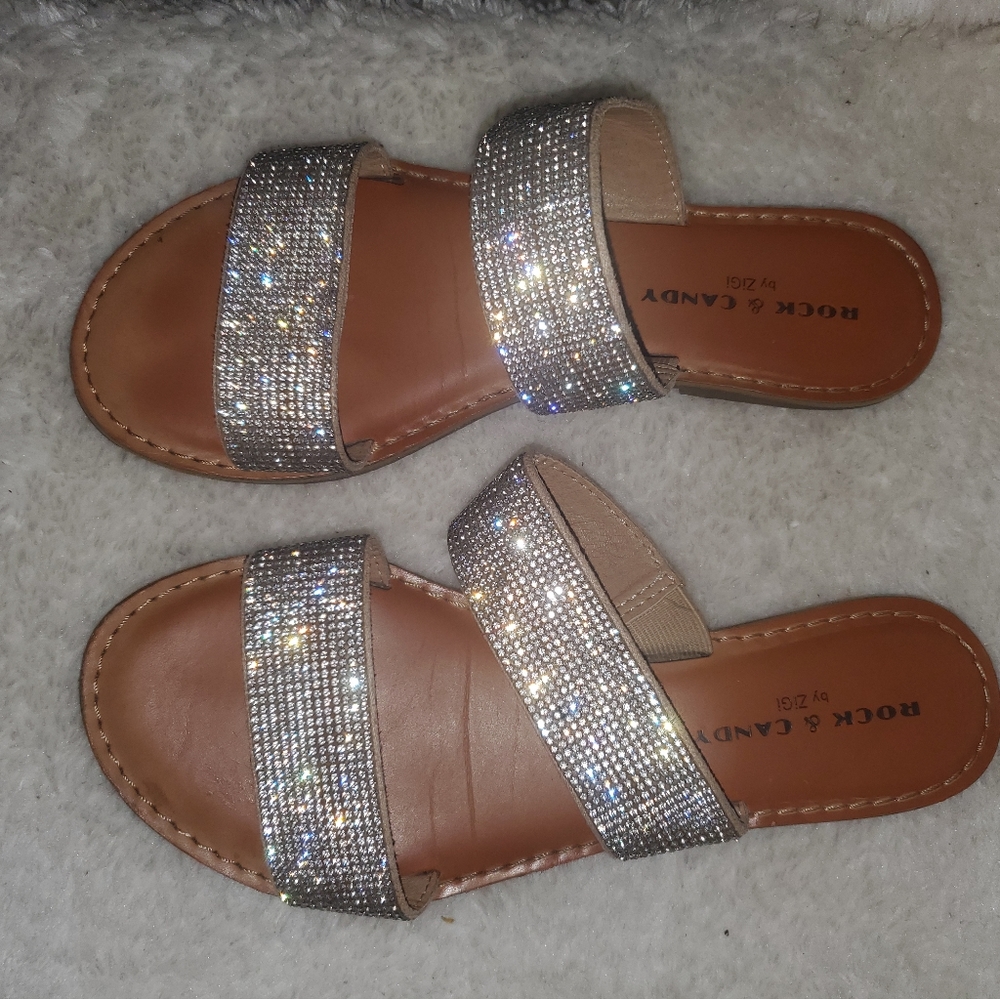 Sparkly flat shoes